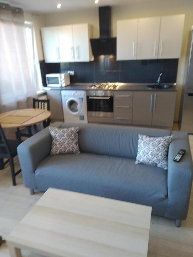 Studija Centre Apartment ไคลเพดา ภายนอก รูปภาพ